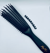 Load image into Gallery viewer, Gentle Detangle Brush